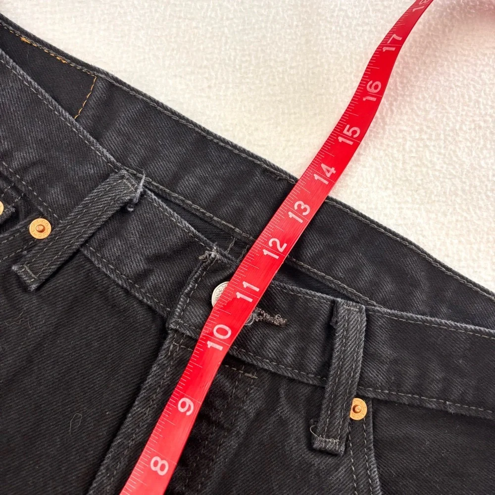 Levi's 501 Men's Black Faded Buttonfly Classic 100% Cotton Straight Jeans‎ 34/32